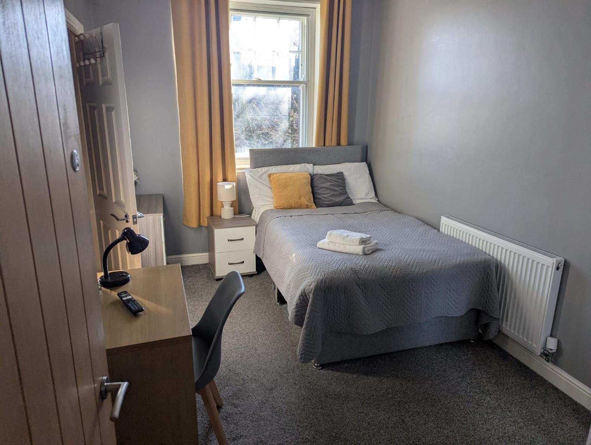 Darwin Stays - Service Accommodation In Newcastle Under Lyme City Centre Ngoại thất bức ảnh